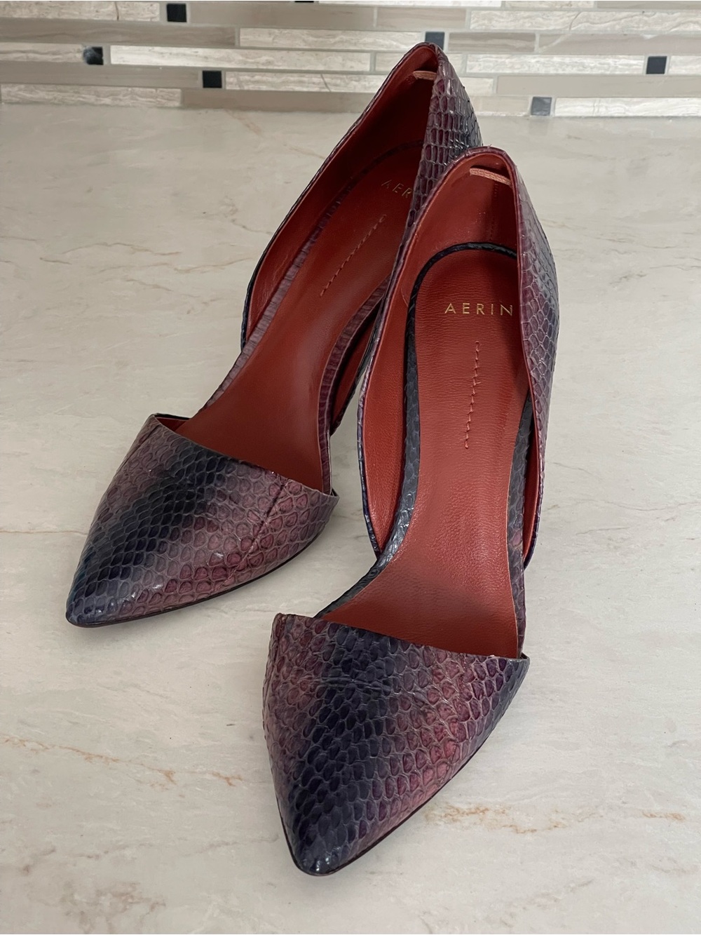 AERIN Mauve and Eggplant Colored Snakeskin Embossed Leather Pointed Pumps, 9 US